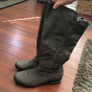 Size 10 Grey Riding Boots